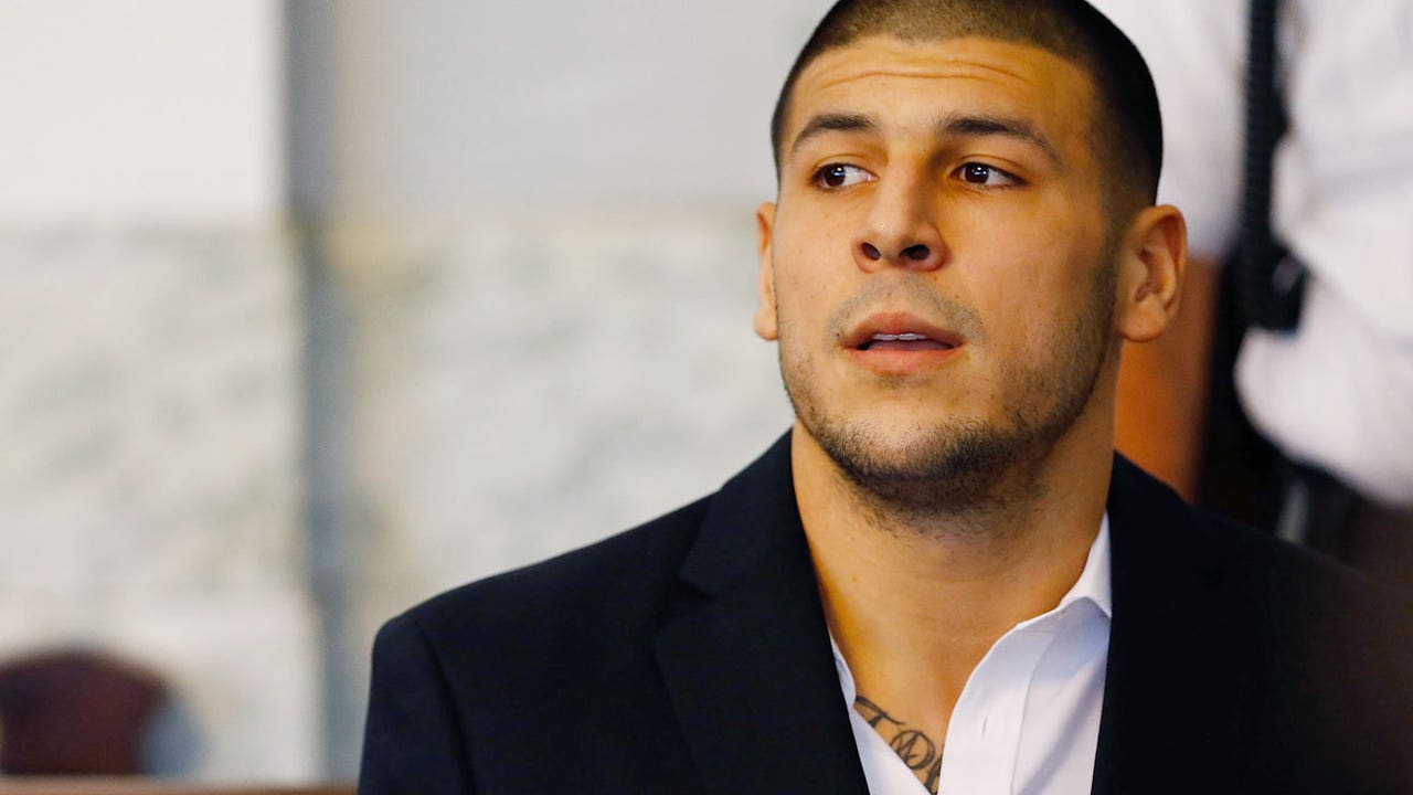 Judge tentatively sets Hernandez murder trial for Oct. 6